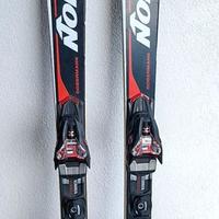 Sci e scarponi Nordica come nuovi