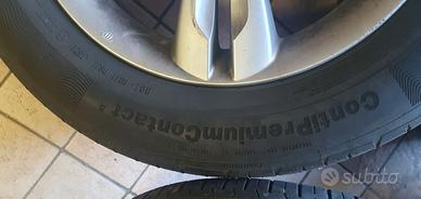 Cerchi lega originali 225 60 R17.  Continental