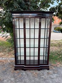 Vetrina in legno e cristallo