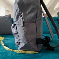 mini zaino grigio carpisa con cartellino, mai usat