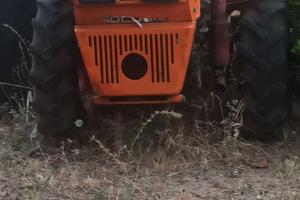 Motore Goldoni motocoltivatore snodato al centro.