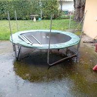 trampolino da giardino 