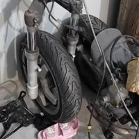 Peugeot Satelis 250 4th 