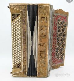 Fisarmonica d'epoca 