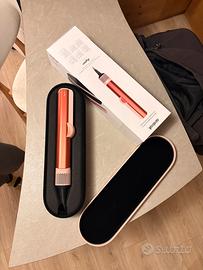 Dyson Airstrait