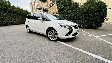 Opel Zafira Tourer 2.0 CDTi 130CV. 7 posti. Multis
