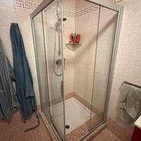 Box doccia con ante scorrevoli