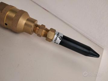 Riduttore per bombola elio