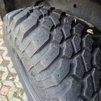 gomme 31x10.50R15 e cerchi da 15