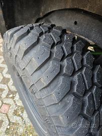 gomme 31x10.50R15 e cerchi da 15