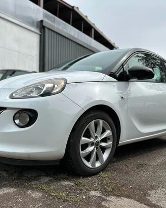 Opel Adam 1.4 87 CV GPL Tech Slam