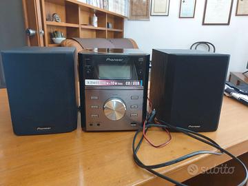 Lettore radio CD Pioneer X-EM 11 incompleto