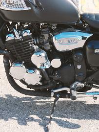 Triumph Thunderbird 900