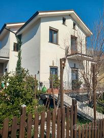 Casa su due livelli