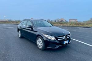 Mercedes C220 Manuale
