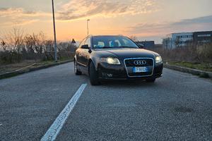 Audi A4 avant 3.0 v6