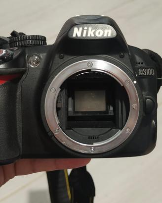 Nikon D3100 solo corpo - pochissimi scatti  (6300)