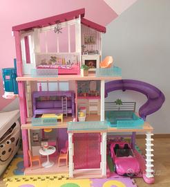 Casa Barbie Dreamhouse 3 Piani con Scivolo Piscina