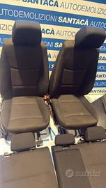 Sedili interni completi di pannelli in tessuto BMW