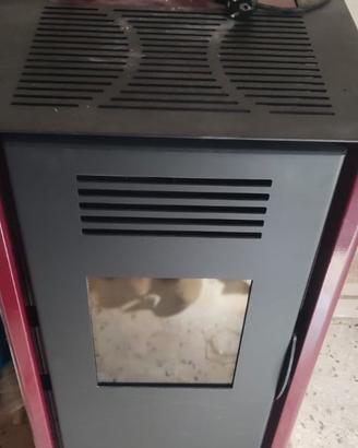 Stufa a pellet ventilata Vieste 7.3 kW bordeaux