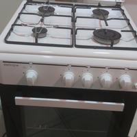 cucina e forno a gas