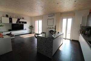 Appartamento via Umberto Giordano Grottaglie