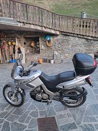 Moto Cagiva canyon 500