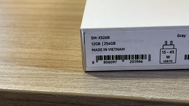 Galaxy tab s10 fe 5g con cover e tastiera