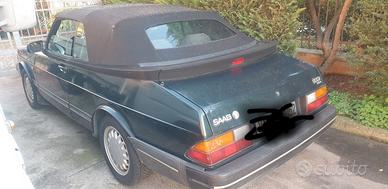 Saab 900 i