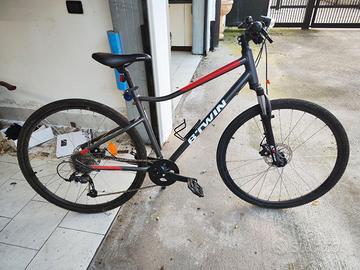 Bici Trekking B-Twin Riverside 500