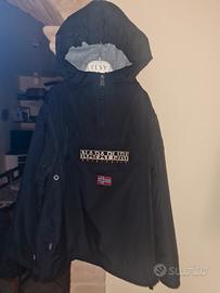  giubbotti Napapijri e giubbotto in pelle