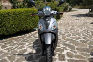 Scooter Sym Symphony ST 125
