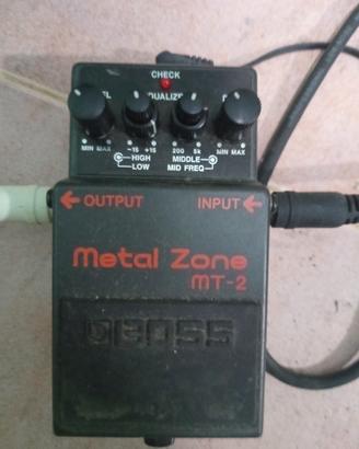 distorsore metal zone della boss