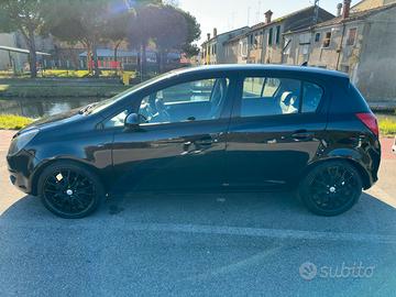OPEL CORSA 1.2 COSMO/SPORT 80 CV