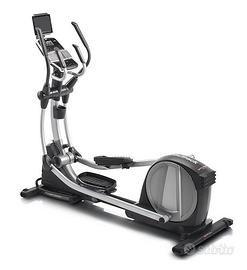 ellittica PROFESSIONALE pari al NUOVO!! 