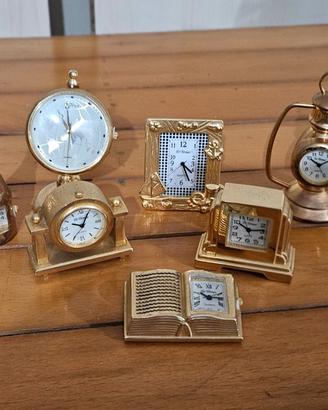 9 Orologi Miniatura Collezione "Le Temps"