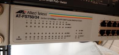 Switch Allied Telesis AT-FS750 24 porte