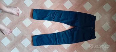 pantaloni 