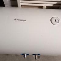 Scaldabagno elettrico orizzontale