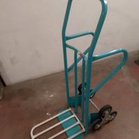 Carrello a tre ruote