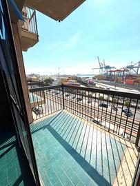 Ad. via marina- ampio ufficio