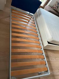 Letto singolo con doghe