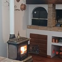 stufa a legna in ghisa