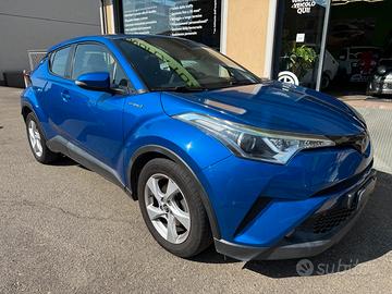 Toyota C-HR 1.8 Hybrid E-CVT Lounge