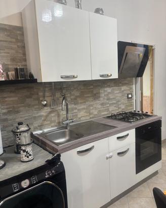 Blocco cucina completa lavatrice frigo