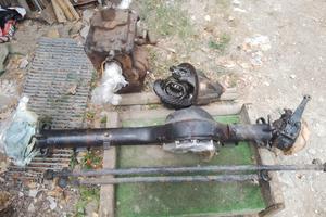cambio ponte anteriore e altri pezzi Toyota bj40