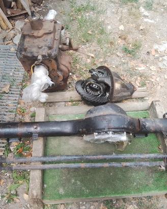 cambio ponte anteriore e altri pezzi Toyota bj40