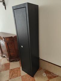 Mobile armadio di sicurezza per fucili