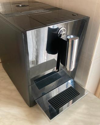 Macchietta caffe espresso per casa marca jura.