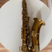 Sax Conn